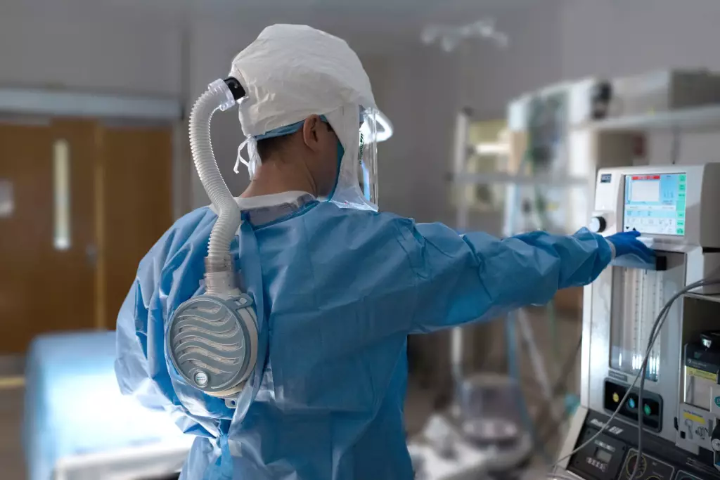Bullard Introduces SALUS-HC Powered Air-Purifying Respirator (PAPR)