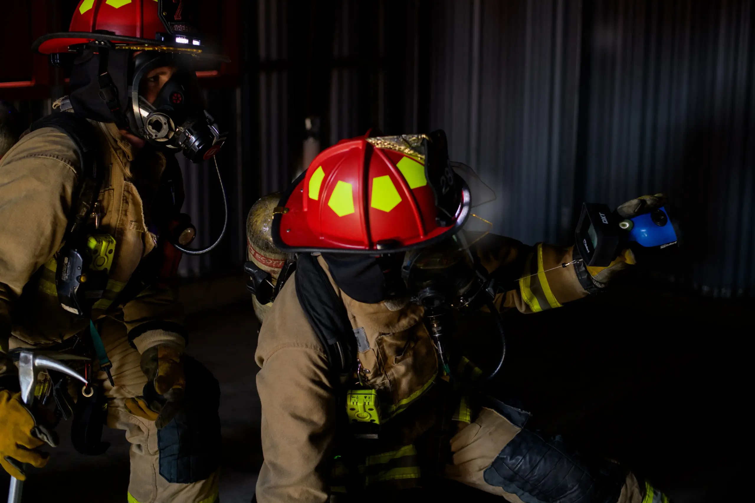 Top 5 Reasons Your Helmet Choice Matters on the Fireground 